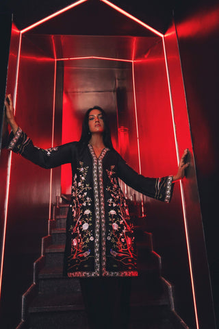 Midnight Birds - gulenoor