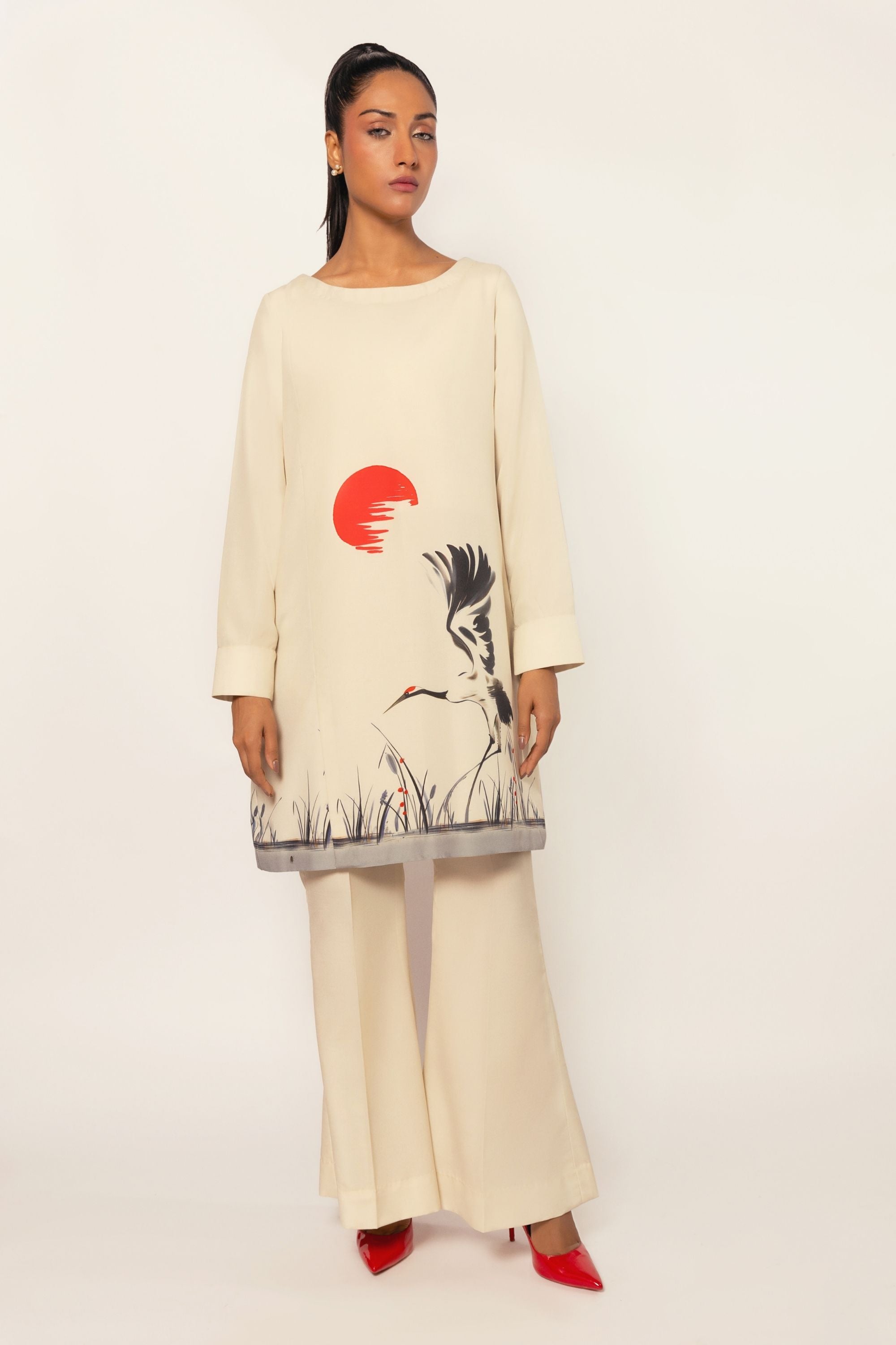 The Red Sun Crane - gulenoor